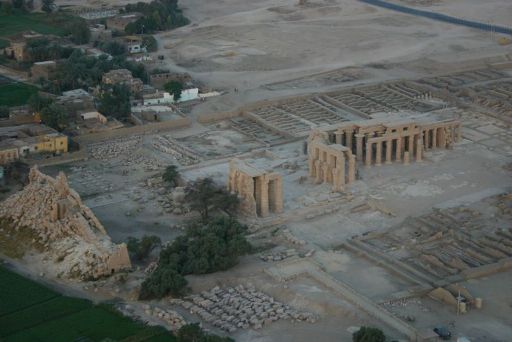 1183499454800px-ramesseum_from_the_air.jpg