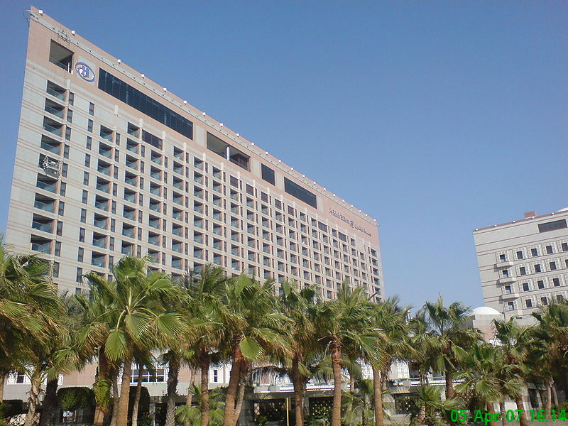 800px-DSC00109-Jeddah-Hilton.JPG